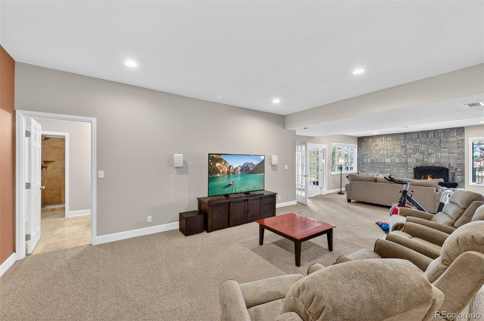 Littleton, Colorado, 80127, United States, 6 Bedrooms Bedrooms, ,5 BathroomsBathrooms,Residential,Active,2044176
