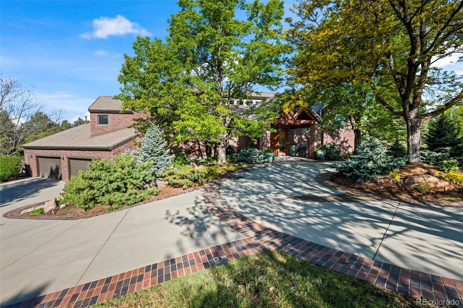 Niwot, Colorado, 80503, United States, 4 Bedrooms Bedrooms, ,7 BathroomsBathrooms,Residential,Active,2033352