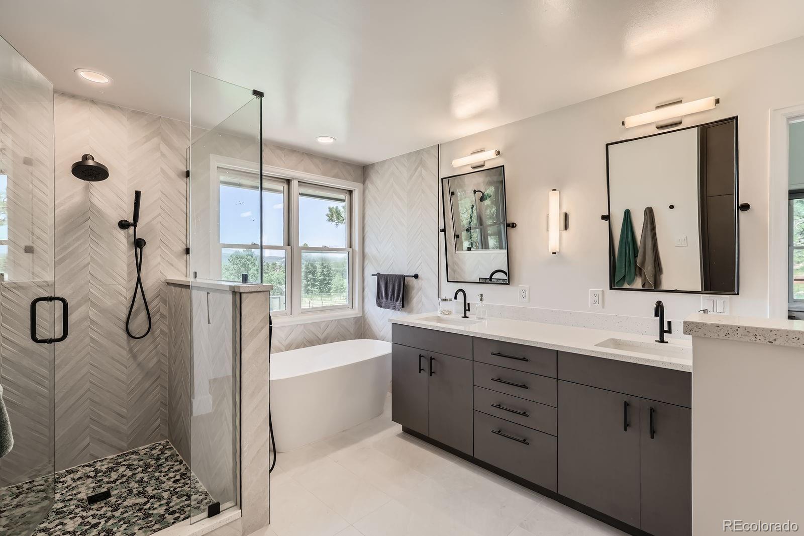 Boulder, Colorado, 80302, United States, 4 Bedrooms Bedrooms, ,3 BathroomsBathrooms,Residential,Active,1944047