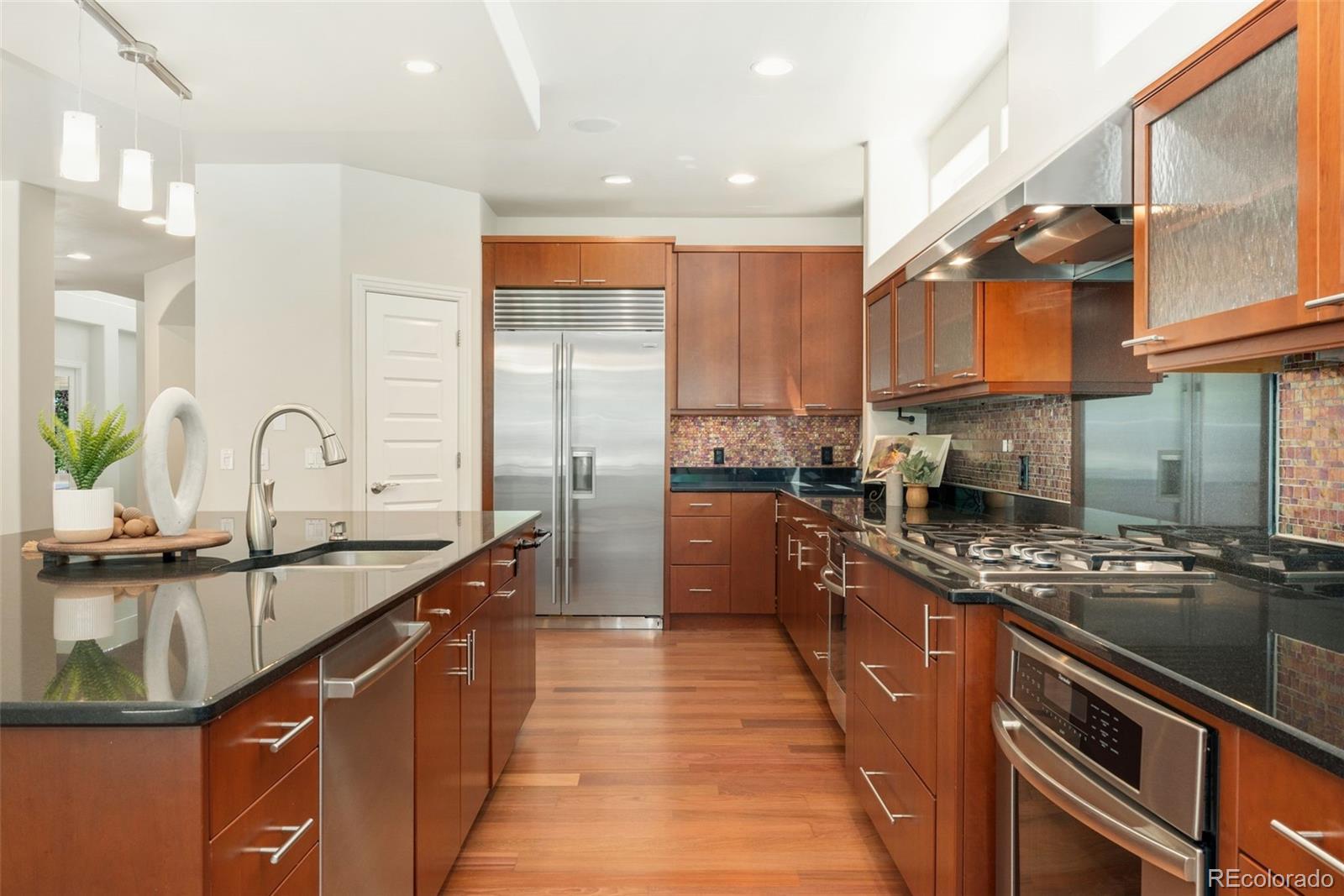 Lafayette, Colorado, 80026, United States, 6 Bedrooms Bedrooms, ,5 BathroomsBathrooms,Residential,Active,1972166