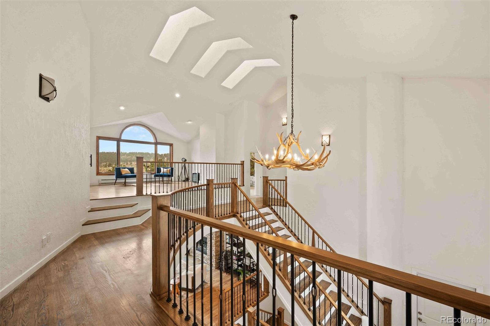 Golden, Colorado, 80401, United States, 4 Bedrooms Bedrooms, ,5 BathroomsBathrooms,Residential,Active,1922327