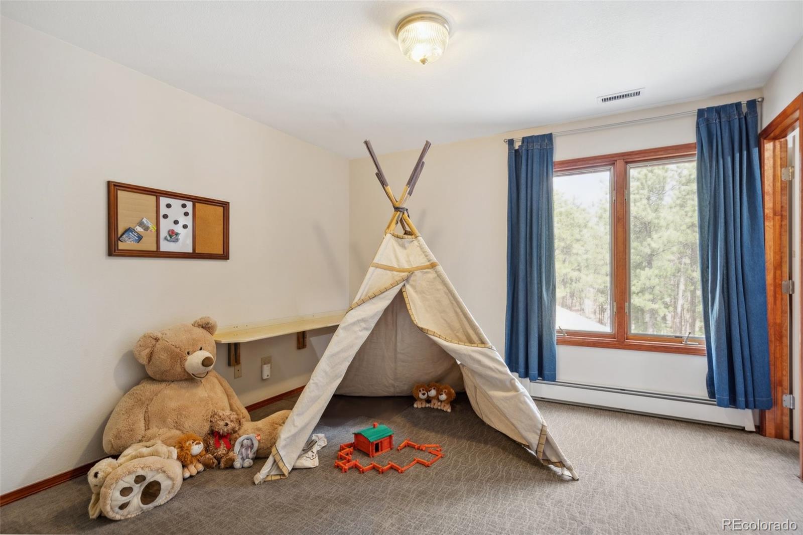 Monument, Colorado, 80132, United States, 5 Bedrooms Bedrooms, ,5 BathroomsBathrooms,Residential,Active,1788523