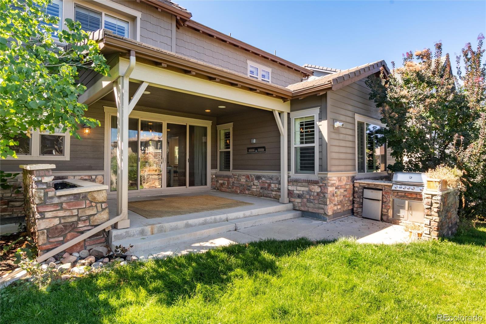 Highlands Ranch, Colorado, 80126, United States, 4 Bedrooms Bedrooms, ,4 BathroomsBathrooms,Residential,Active,1951823