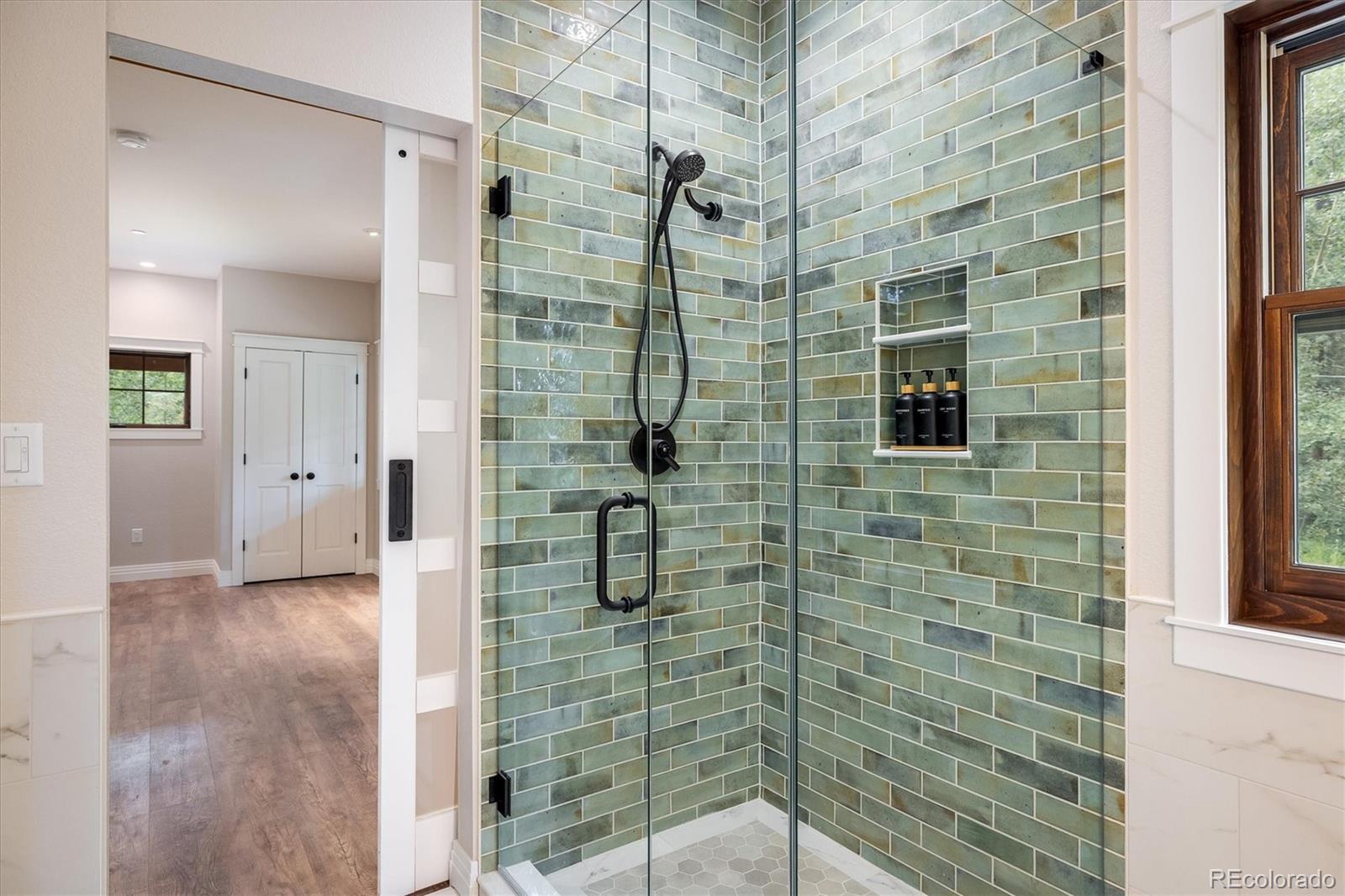 Golden, Colorado, 80403, United States, 2 Bedrooms Bedrooms, ,3 BathroomsBathrooms,Residential,Contingent,1889003