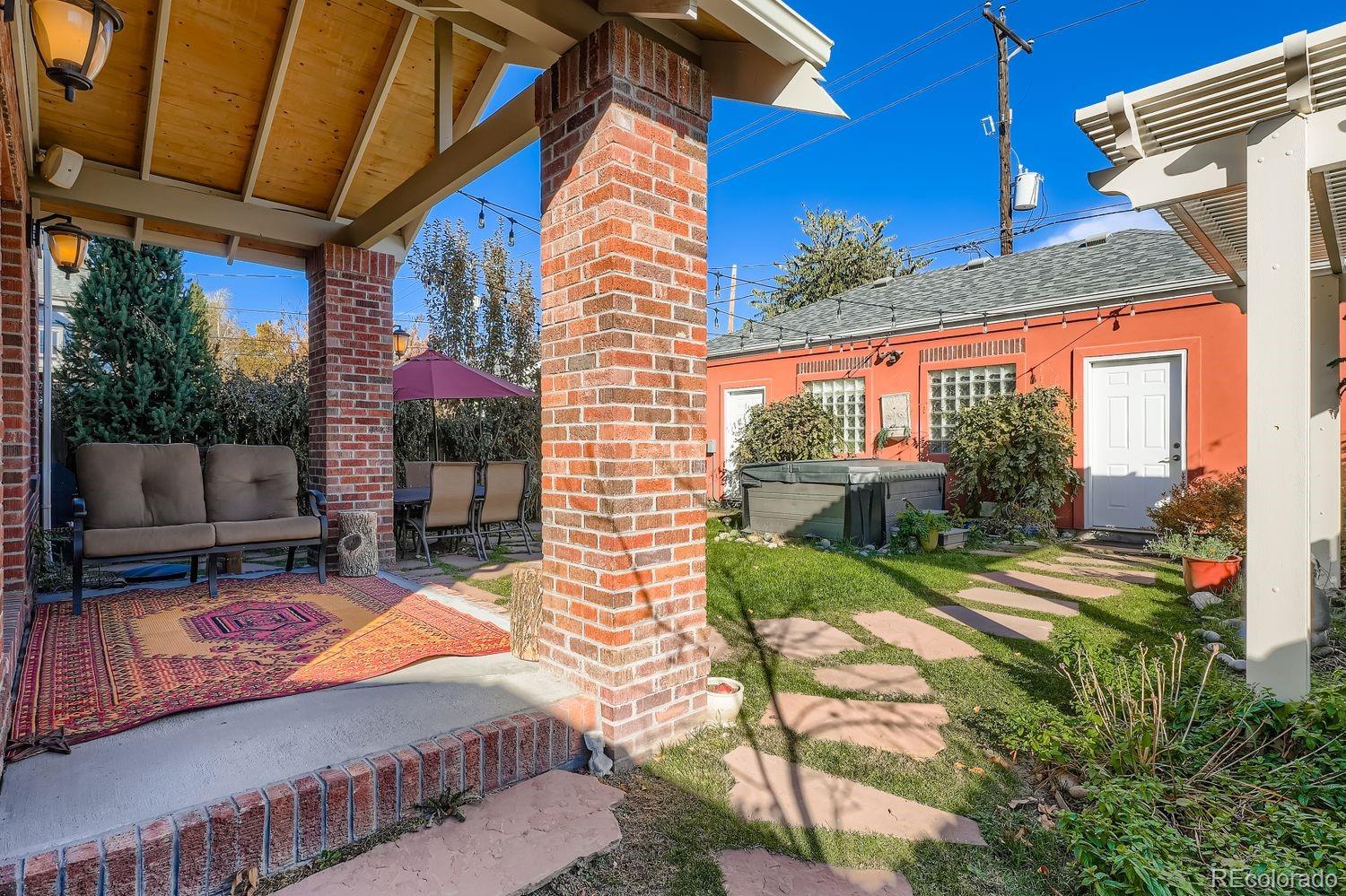 Denver, Colorado, 80209, United States, 3 Bedrooms Bedrooms, ,3 BathroomsBathrooms,Residential,Active,1987207