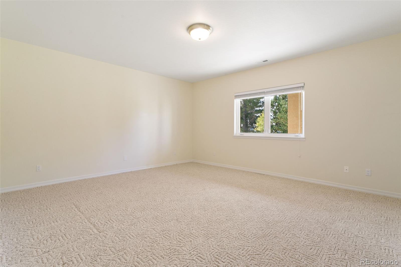 Monument, Colorado, 80132, United States, 4 Bedrooms Bedrooms, ,4 BathroomsBathrooms,Residential,Active,1954029