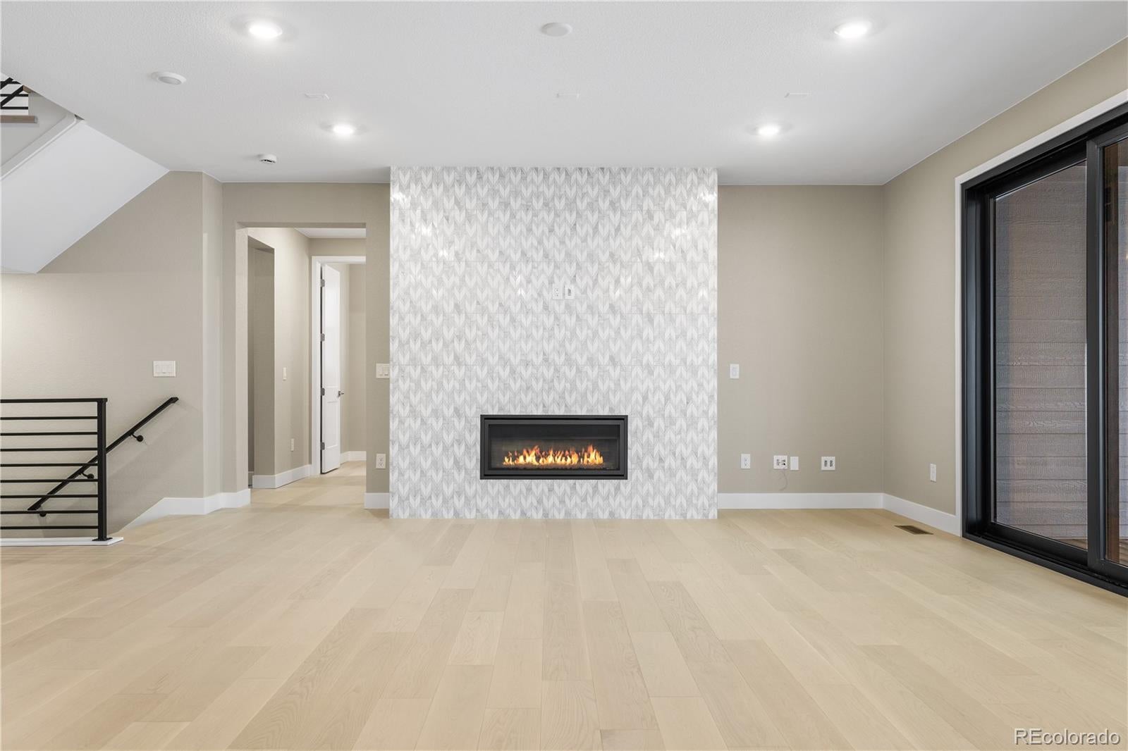 Lone Tree, Colorado, 80134, United States, 6 Bedrooms Bedrooms, ,7 BathroomsBathrooms,Residential,Active,2010172