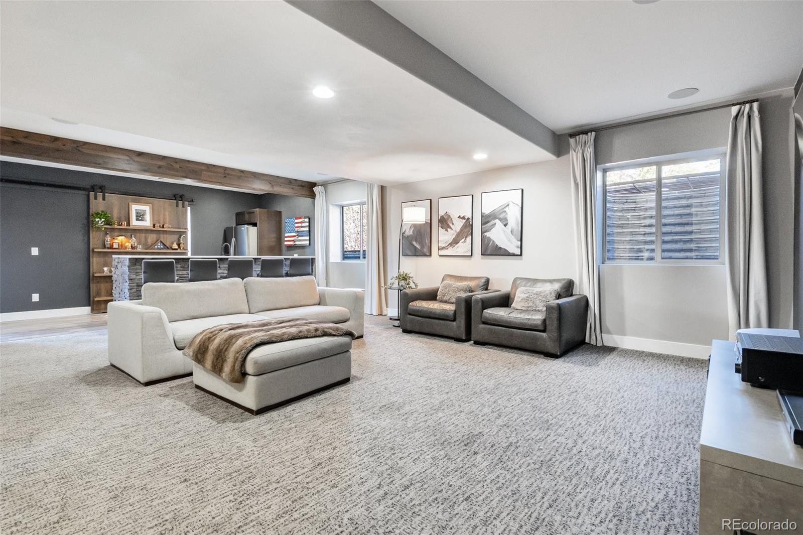 Monument, Colorado, 80132, United States, 5 Bedrooms Bedrooms, ,4 BathroomsBathrooms,Residential,Contingent,1992315