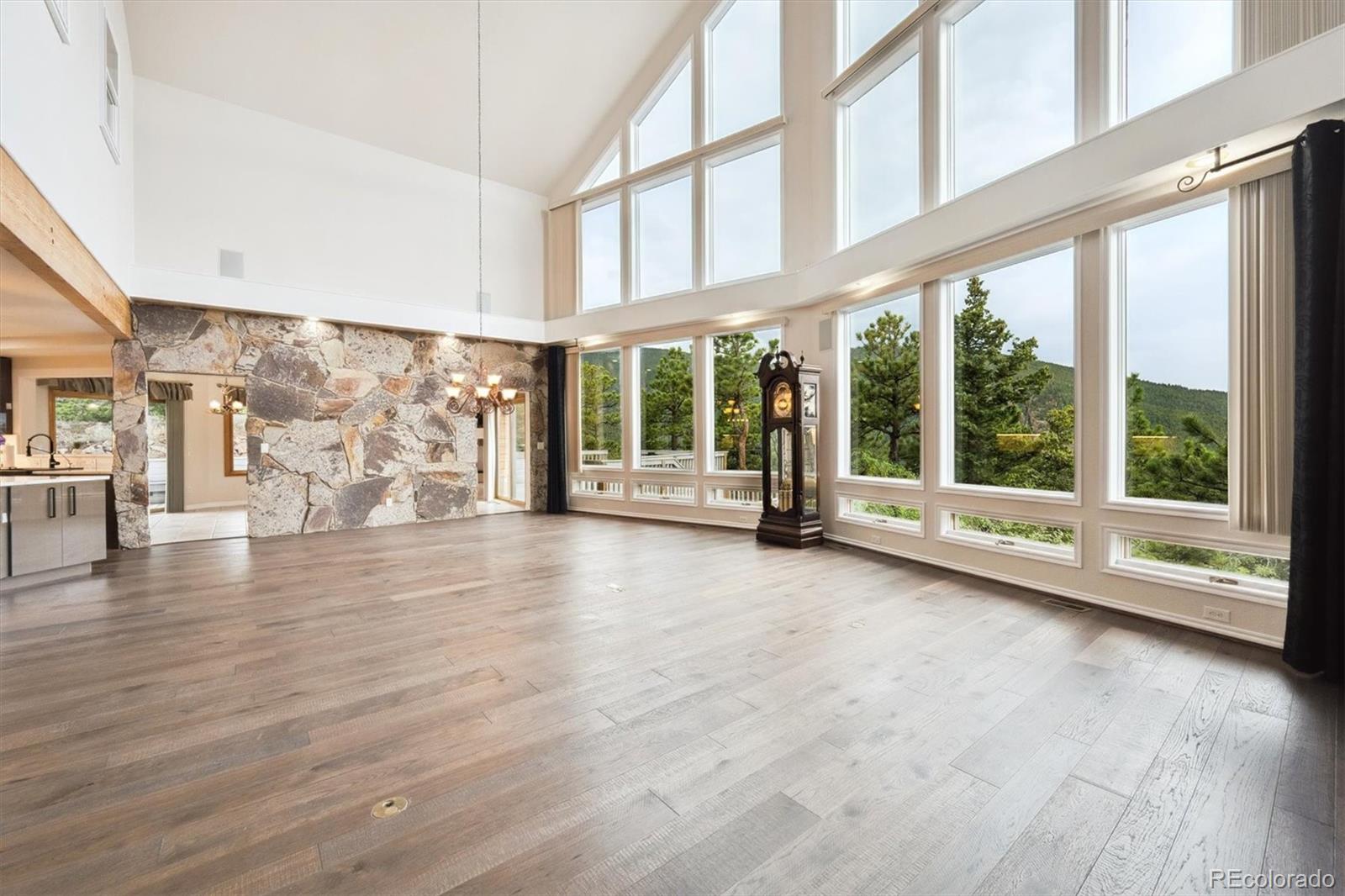 Evergreen, Colorado, 80439, United States, 4 Bedrooms Bedrooms, ,5 BathroomsBathrooms,Residential,Active,1899904