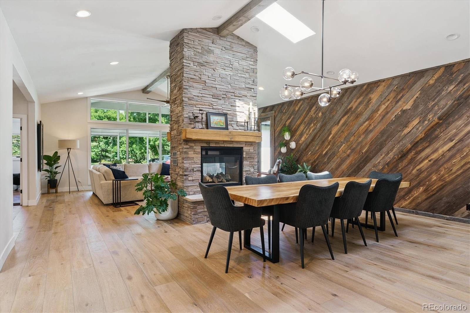 Littleton, Colorado, 80123, United States, 4 Bedrooms Bedrooms, ,5 BathroomsBathrooms,Residential,Active,2019490