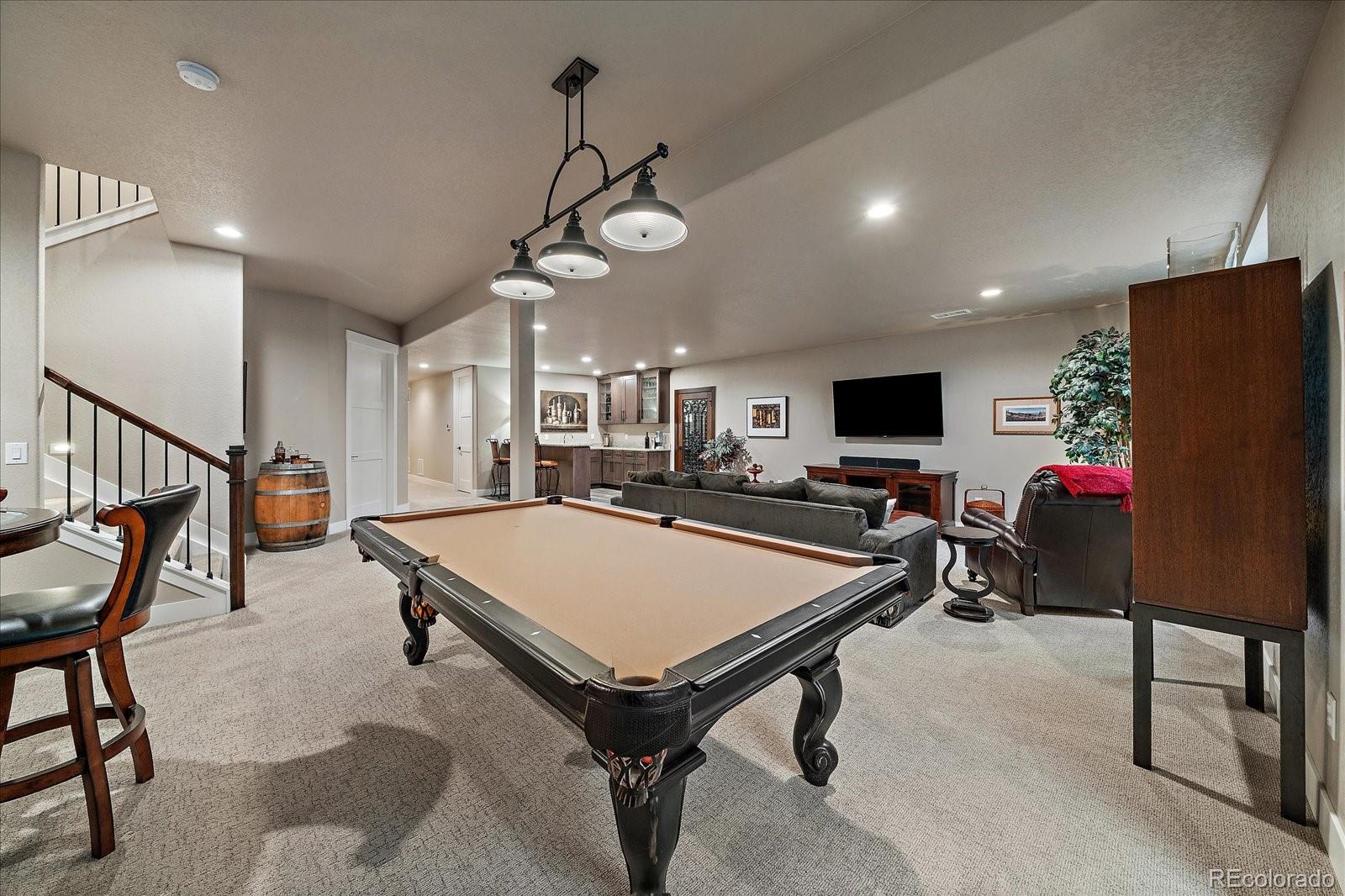 Franktown, Colorado, 80116, United States, 5 Bedrooms Bedrooms, ,6 BathroomsBathrooms,Residential,Active,1811101