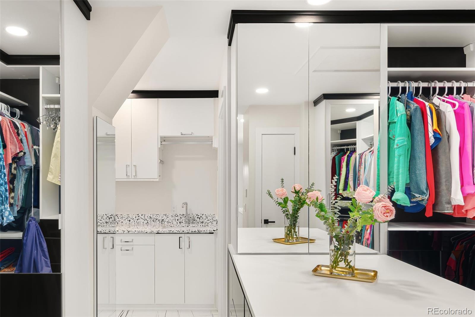 Denver, Colorado, 80206, United States, ,4 BathroomsBathrooms,Residential,Active,1757347