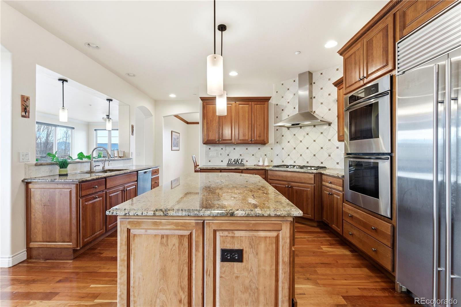 Castle Rock, Colorado, 80104, United States, 4 Bedrooms Bedrooms, ,4 BathroomsBathrooms,Residential,Active,2006935