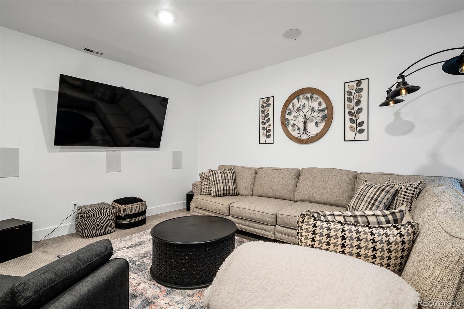 Woodland Park, Colorado, 80863, United States, 4 Bedrooms Bedrooms, ,3 BathroomsBathrooms,Residential,Active,2008744