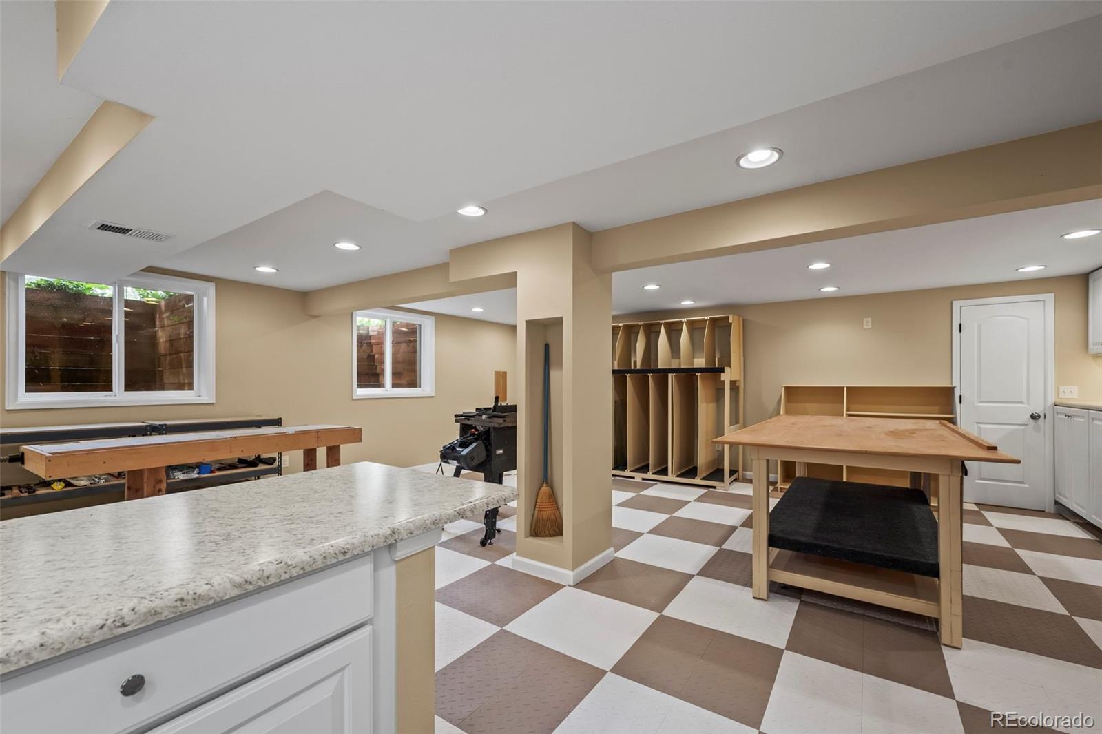 Boulder, Colorado, 80303, United States, 4 Bedrooms Bedrooms, ,3 BathroomsBathrooms,Residential,Contingent,1944054