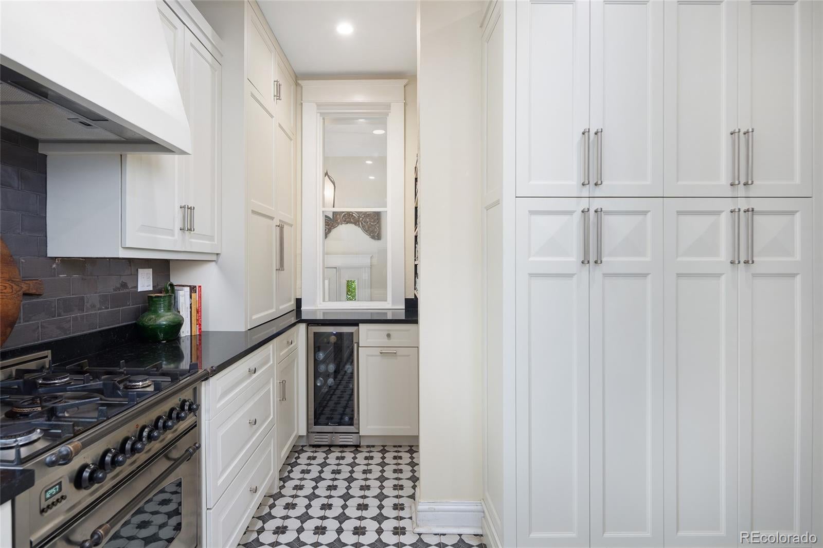 Denver, Colorado, 80220, United States, 5 Bedrooms Bedrooms, ,3 BathroomsBathrooms,Residential,Active,1973553