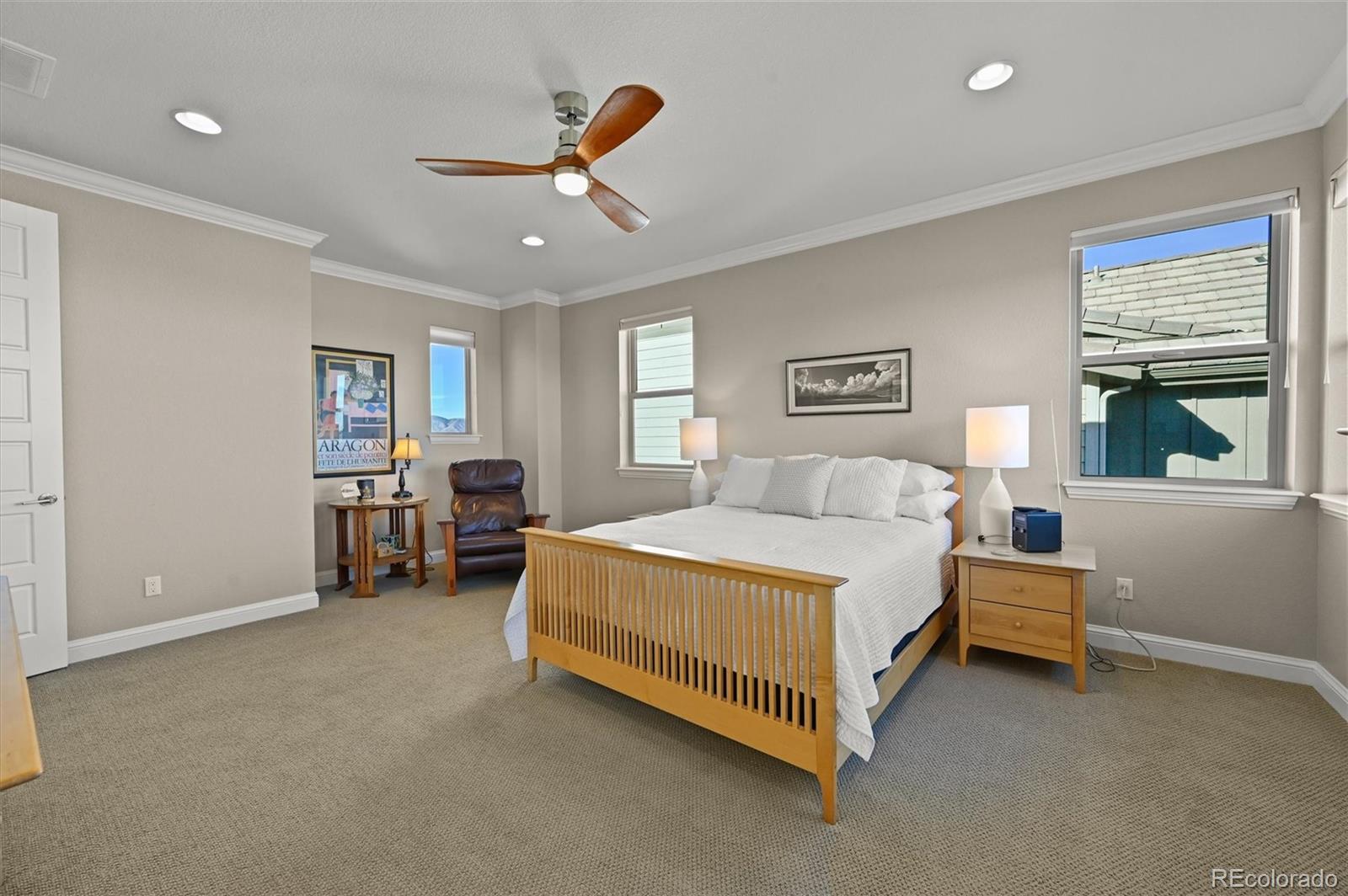 Highlands Ranch, Colorado, 80126, United States, 4 Bedrooms Bedrooms, ,4 BathroomsBathrooms,Residential,Active,2008281