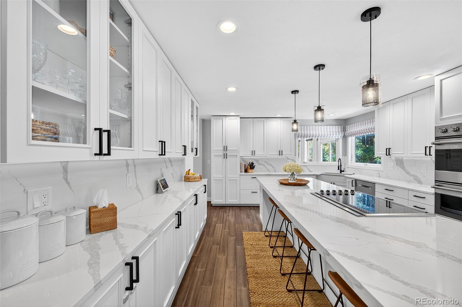 Littleton, Colorado, 80127, United States, 6 Bedrooms Bedrooms, ,4 BathroomsBathrooms,Residential,Active,1945540