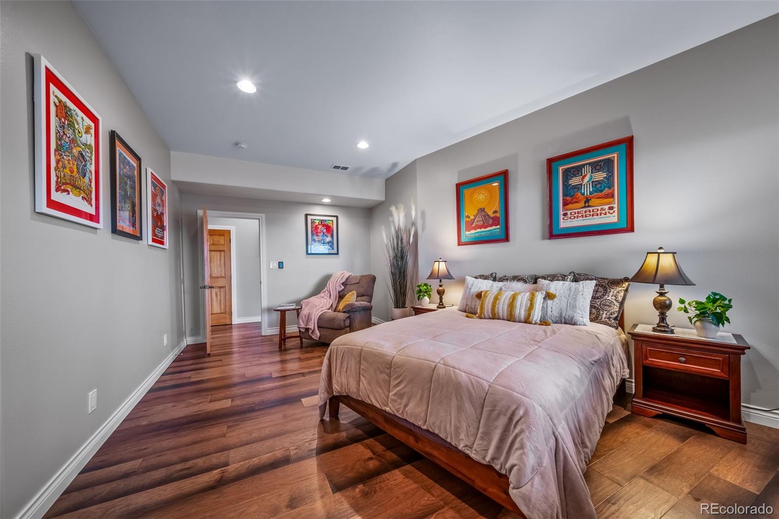 Larkspur, Colorado, 80118, United States, 4 Bedrooms Bedrooms, ,3 BathroomsBathrooms,Residential,Active,2007969