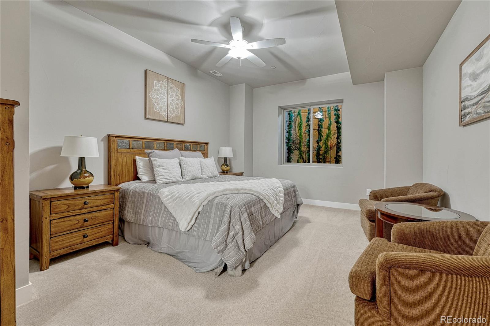 Castle Rock, Colorado, 80109, United States, 5 Bedrooms Bedrooms, ,6 BathroomsBathrooms,Residential,Active,1986908