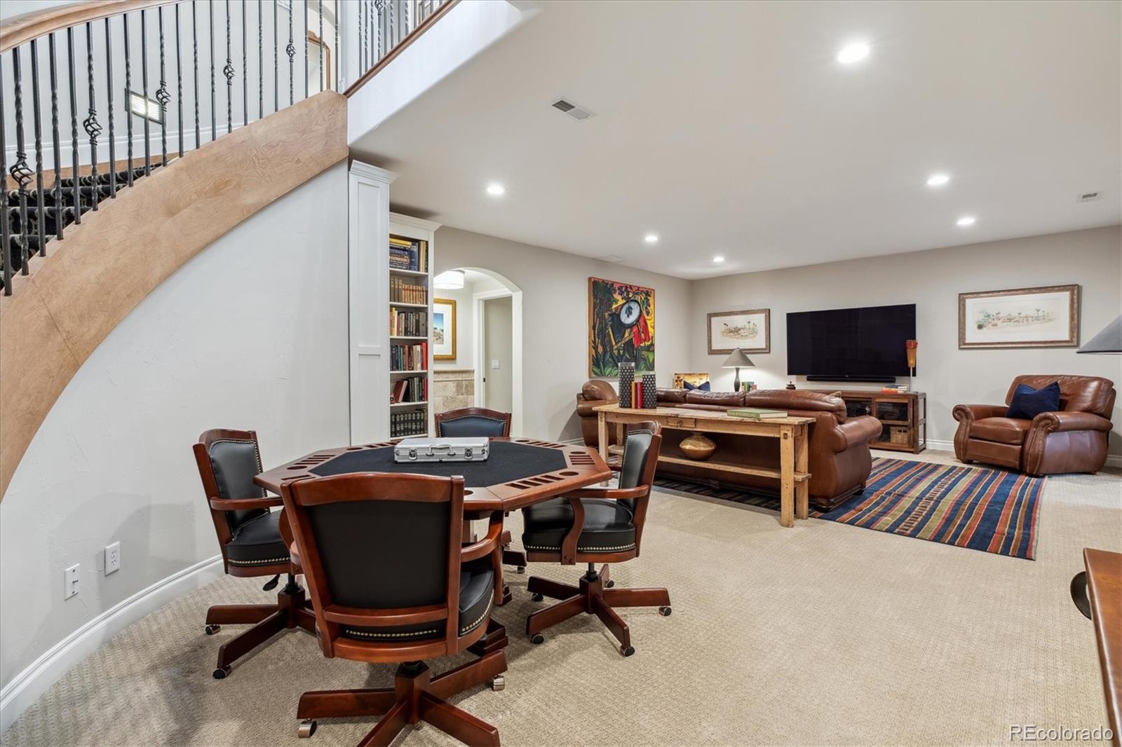 Littleton, Colorado, 80123, United States, 3 Bedrooms Bedrooms, ,4 BathroomsBathrooms,Residential,Active,1905081