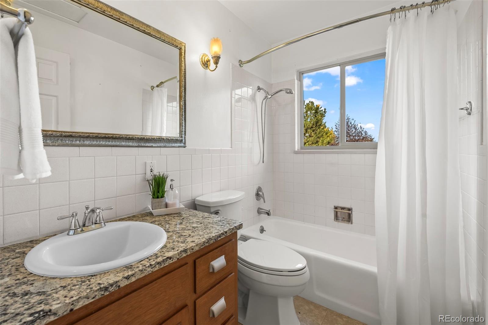 Boulder, Colorado, 80303, United States, 4 Bedrooms Bedrooms, ,4 BathroomsBathrooms,Residential,Active,1944019