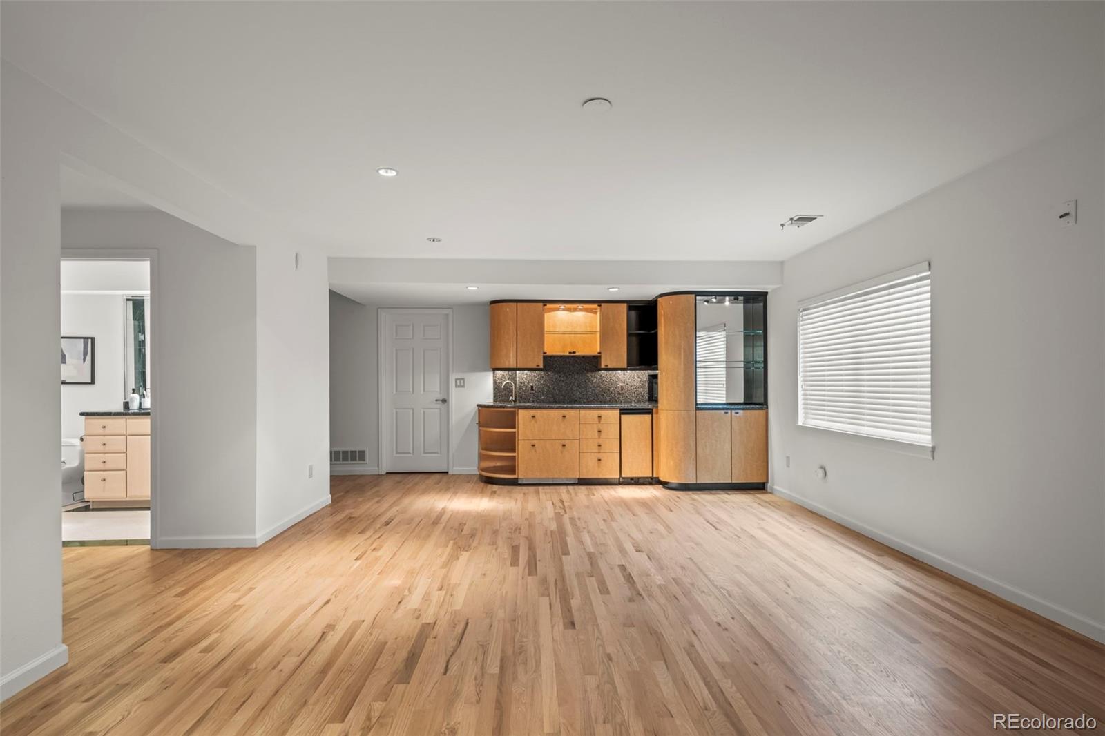 Boulder, Colorado, 80301, United States, 3 Bedrooms Bedrooms, ,4 BathroomsBathrooms,Residential,Active,2052046
