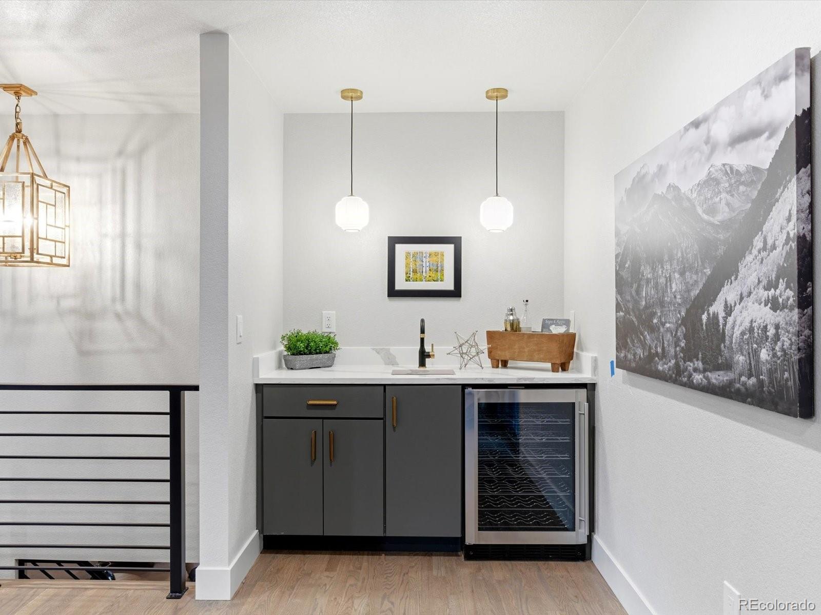 Englewood, Colorado, 80113, United States, 4 Bedrooms Bedrooms, ,5 BathroomsBathrooms,Residential,Active,2006786