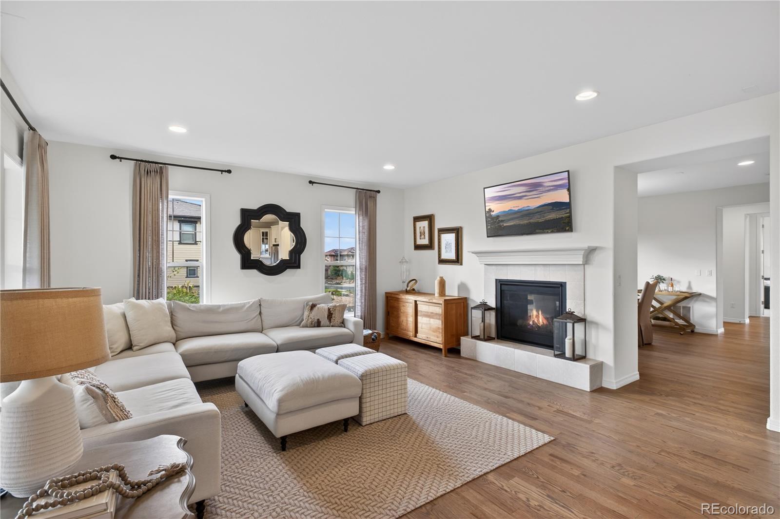 Highlands Ranch, Colorado, 80126, United States, 5 Bedrooms Bedrooms, ,5 BathroomsBathrooms,Residential,Active,2044598