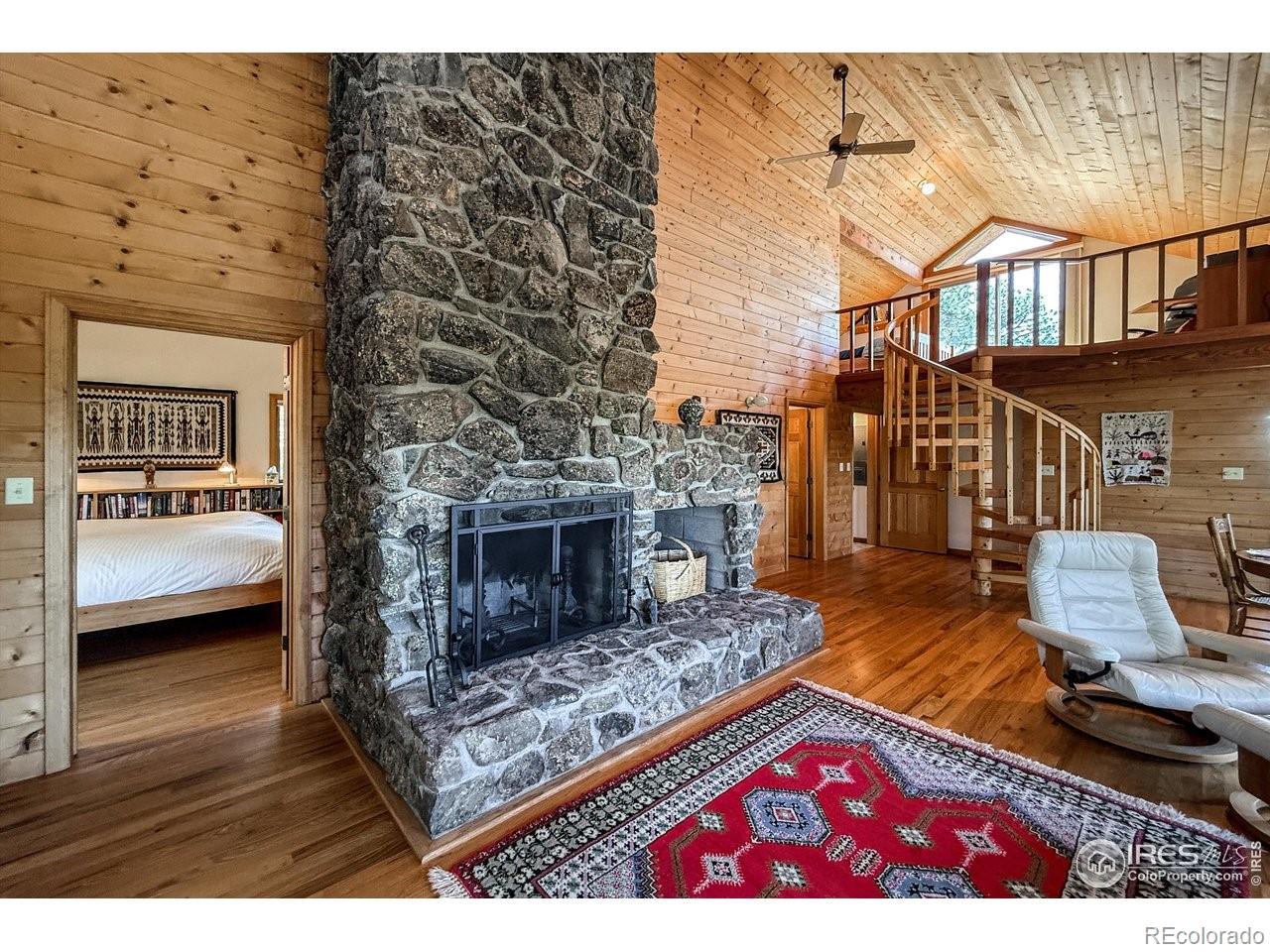 Lyons, Colorado, 80540, United States, 2 Bedrooms Bedrooms, ,2 BathroomsBathrooms,Residential,Active,1876840