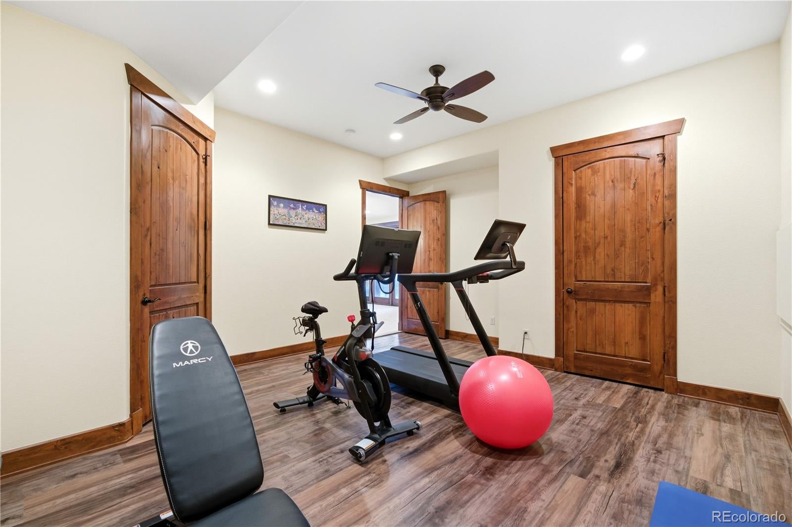 Castle Rock, Colorado, 80108, United States, 4 Bedrooms Bedrooms, ,5 BathroomsBathrooms,Residential,Active,2007242