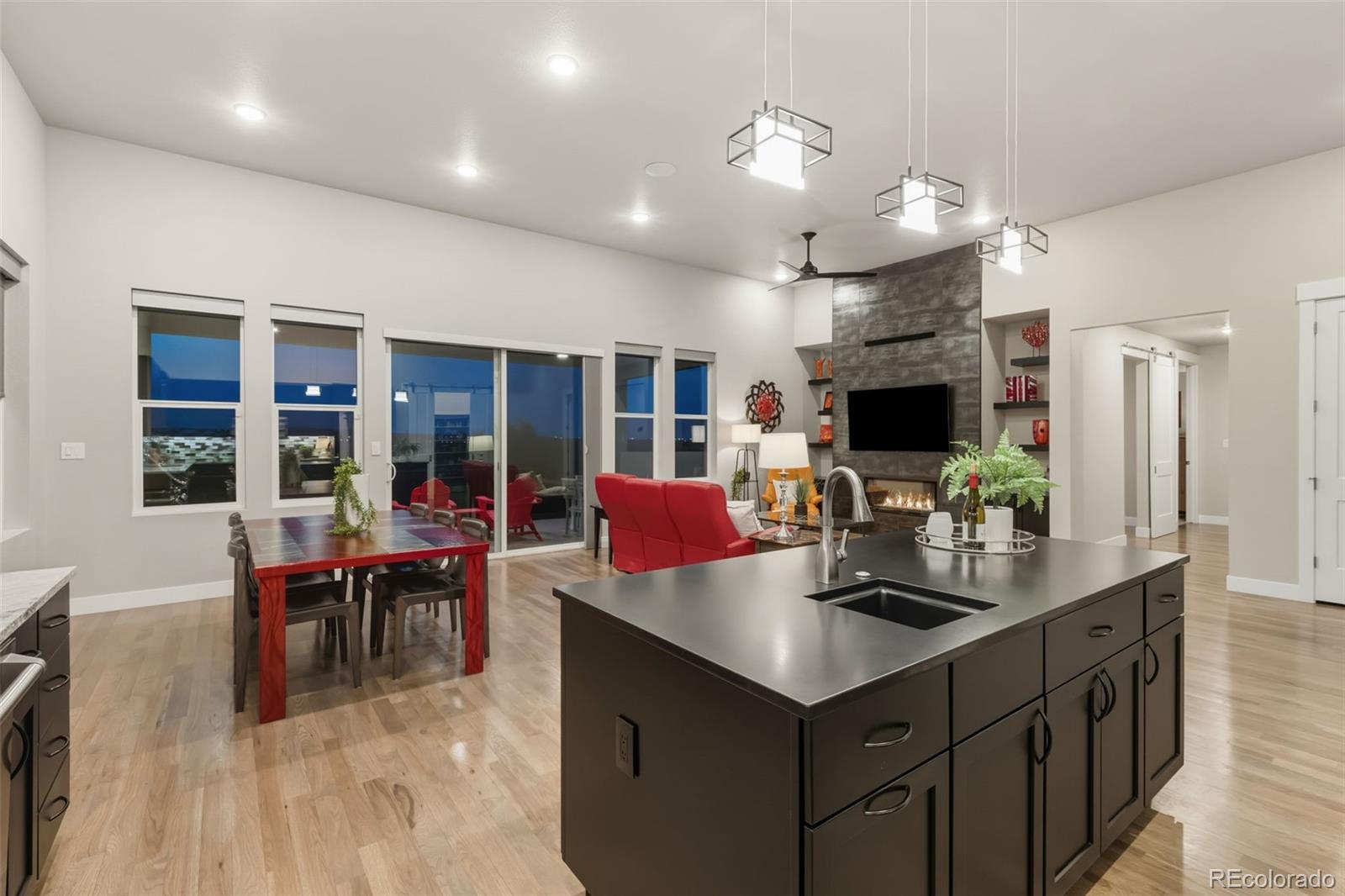 Colorado Springs, Colorado, 80904, United States, 4 Bedrooms Bedrooms, ,5 BathroomsBathrooms,Residential,Active,1985588