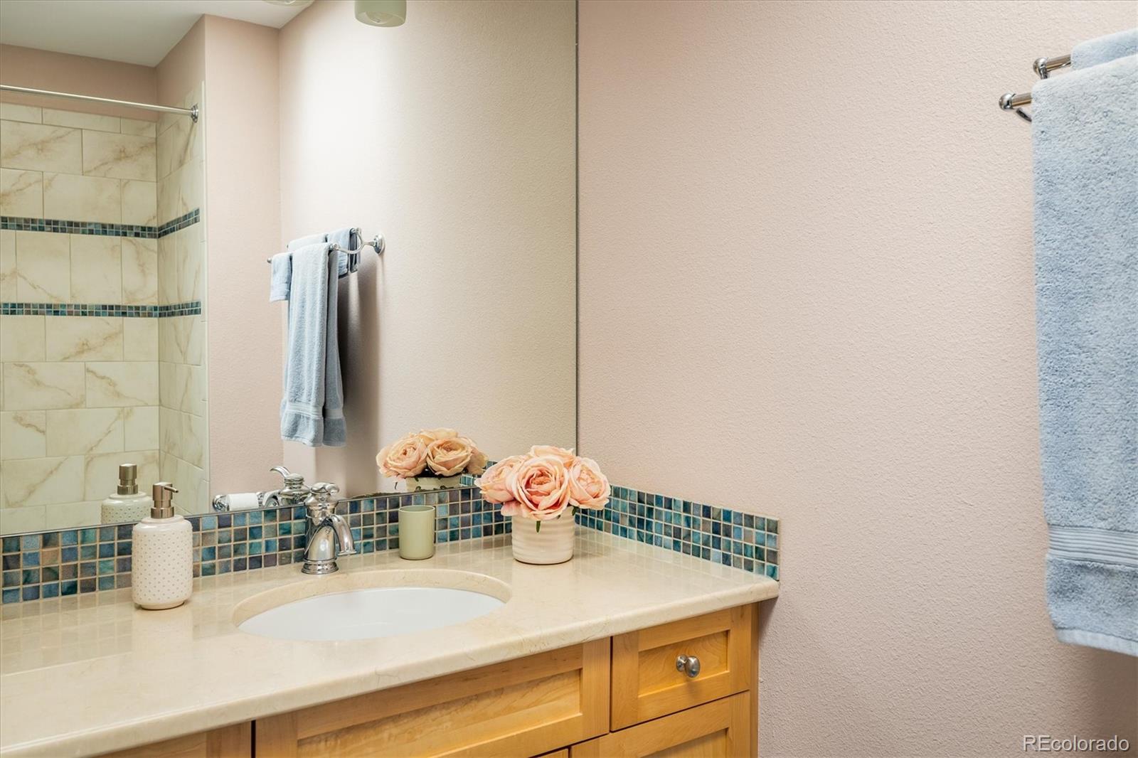 Boulder, Colorado, 80303, United States, 3 Bedrooms Bedrooms, ,4 BathroomsBathrooms,Residential,Active,1820443