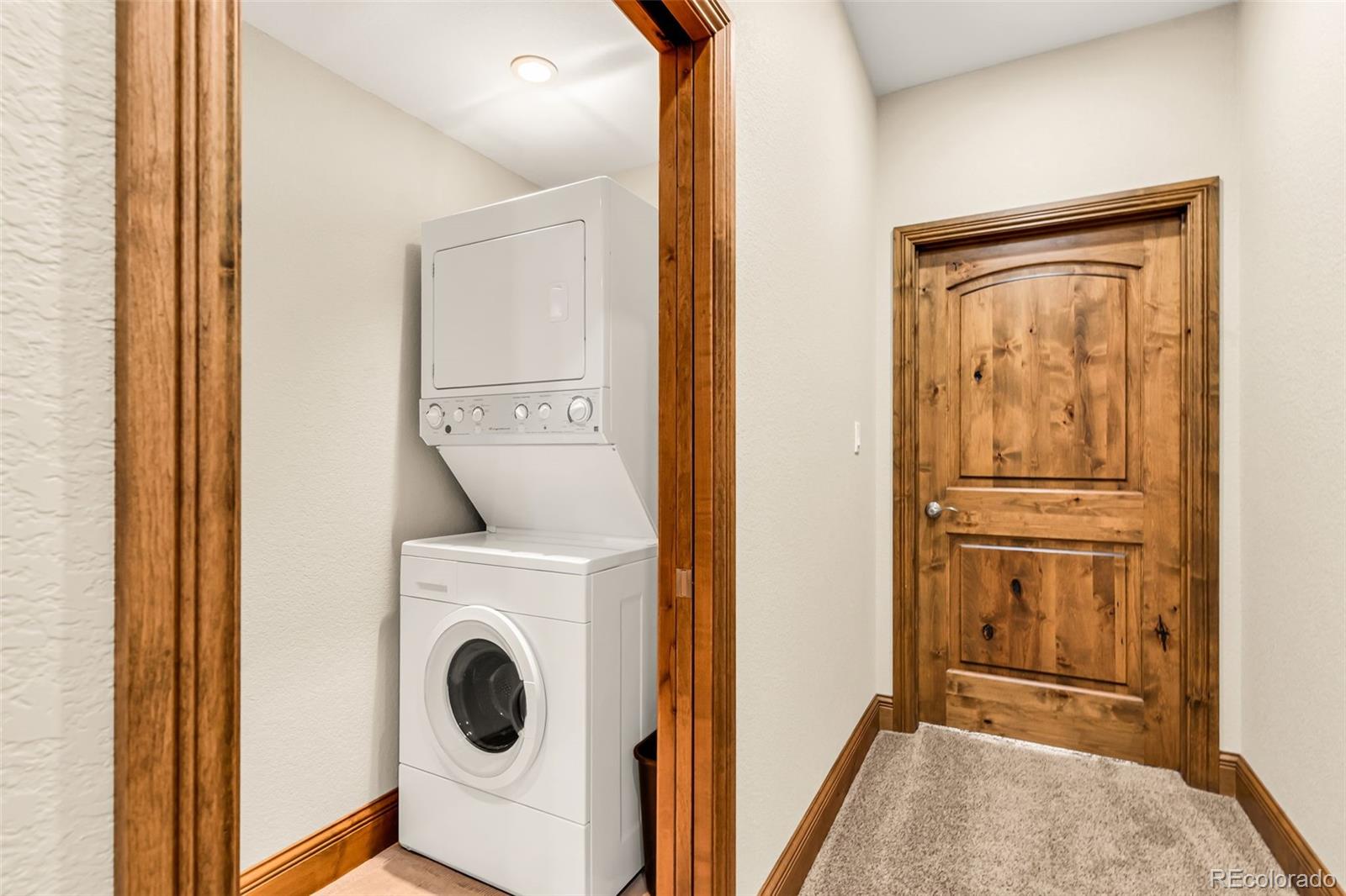 Pueblo, Colorado, 81001, United States, 4 Bedrooms Bedrooms, ,5 BathroomsBathrooms,Residential,Active,2043836