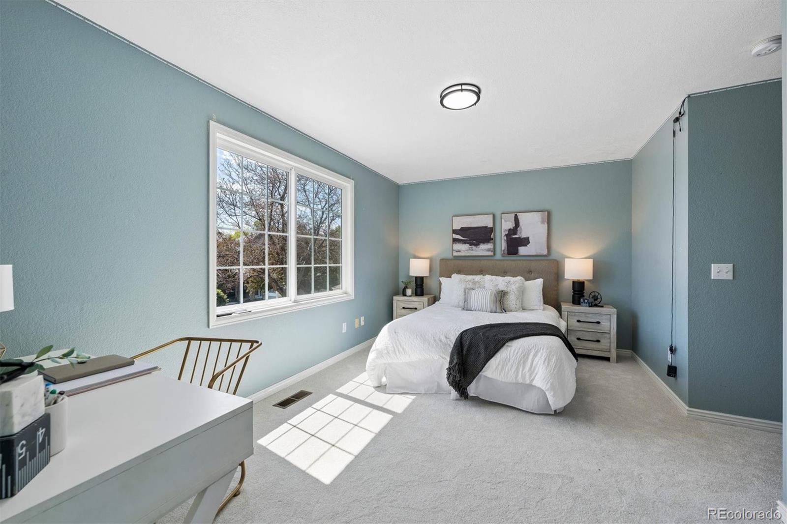 Highlands Ranch, Colorado, 80126, United States, 4 Bedrooms Bedrooms, ,3 BathroomsBathrooms,Residential,Active,2045752