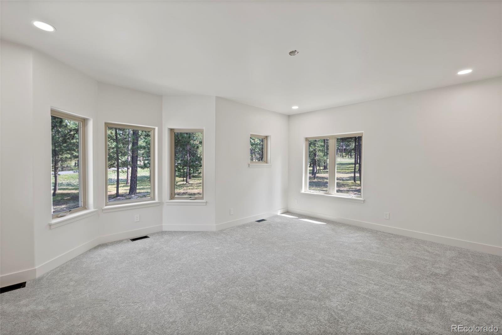 Colorado Springs, Colorado, 80908, United States, 4 Bedrooms Bedrooms, ,5 BathroomsBathrooms,Residential,Active,1941104