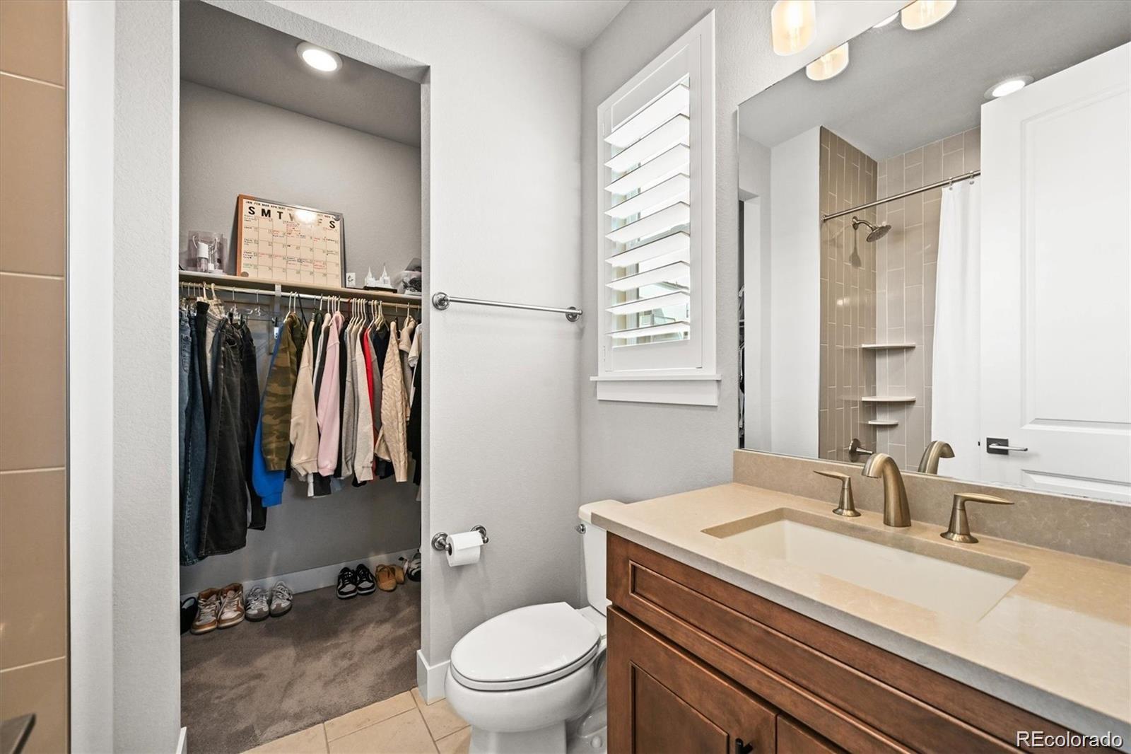 Castle Rock, Colorado, 80104, United States, 7 Bedrooms Bedrooms, ,6 BathroomsBathrooms,Residential,Active,1953382