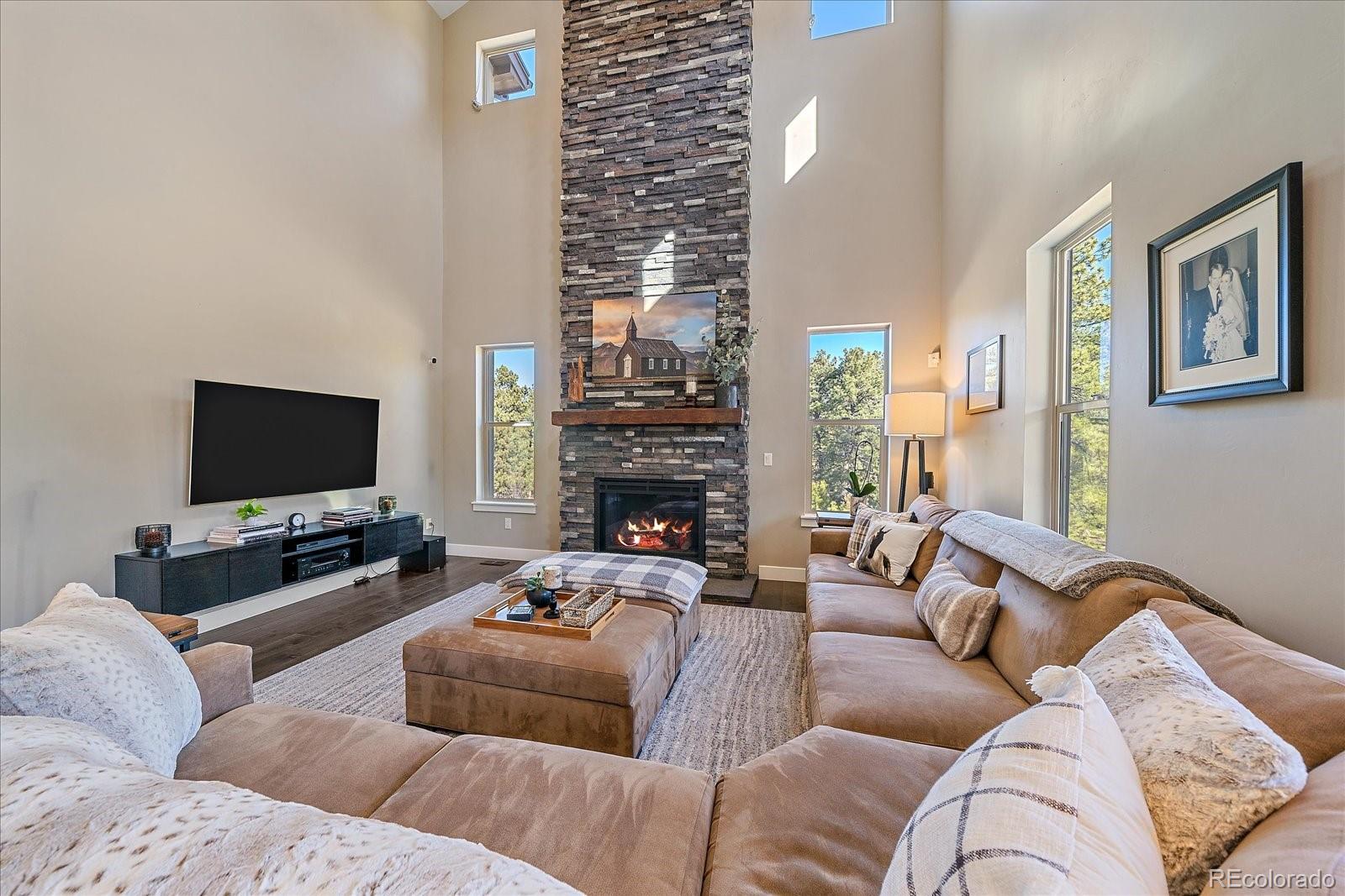 Franktown, Colorado, 80116, United States, 4 Bedrooms Bedrooms, ,4 BathroomsBathrooms,Residential,Active,2010585