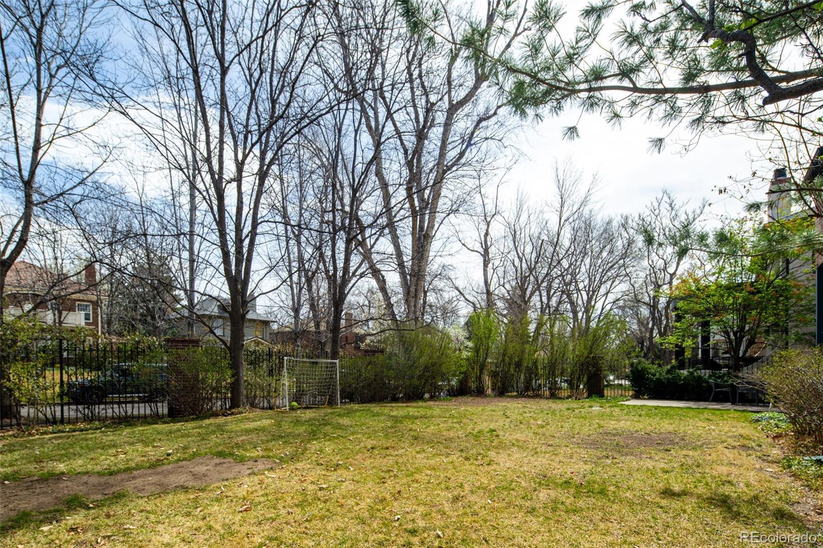 Denver, Colorado, 80206, United States, 5 Bedrooms Bedrooms, ,5 BathroomsBathrooms,Residential,Active,2034677