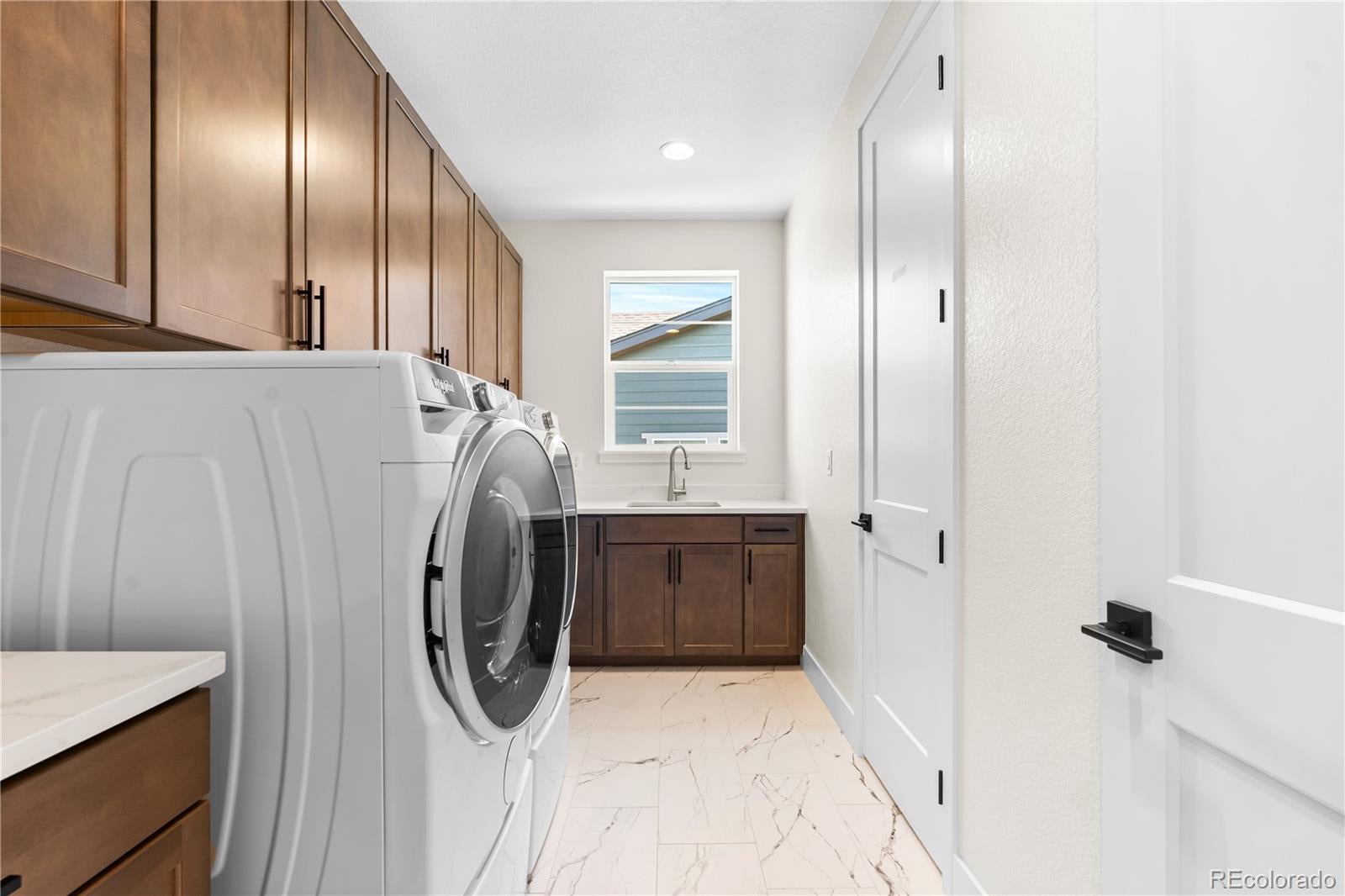 Castle Pines, Colorado, 80108, United States, 7 Bedrooms Bedrooms, ,7 BathroomsBathrooms,Residential,Active,1889020