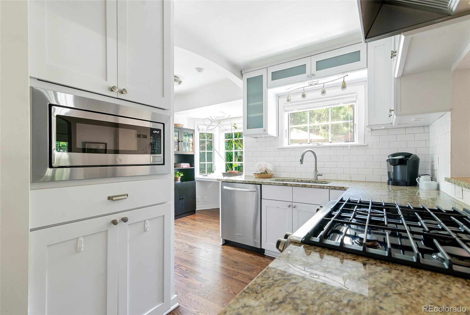 Boulder, Colorado, 80302, United States, 5 Bedrooms Bedrooms, ,2 BathroomsBathrooms,Residential,Active,1944094