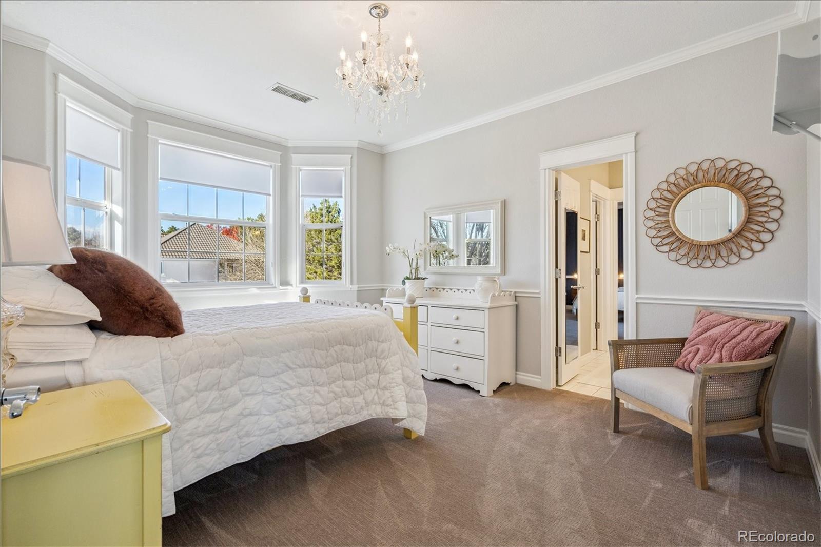 Englewood, Colorado, 80111, United States, 5 Bedrooms Bedrooms, ,6 BathroomsBathrooms,Residential,Active,1992207