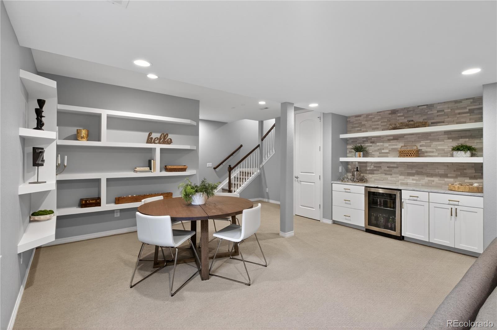 Highlands Ranch, Colorado, 80126, United States, 5 Bedrooms Bedrooms, ,5 BathroomsBathrooms,Residential,Active,2044598