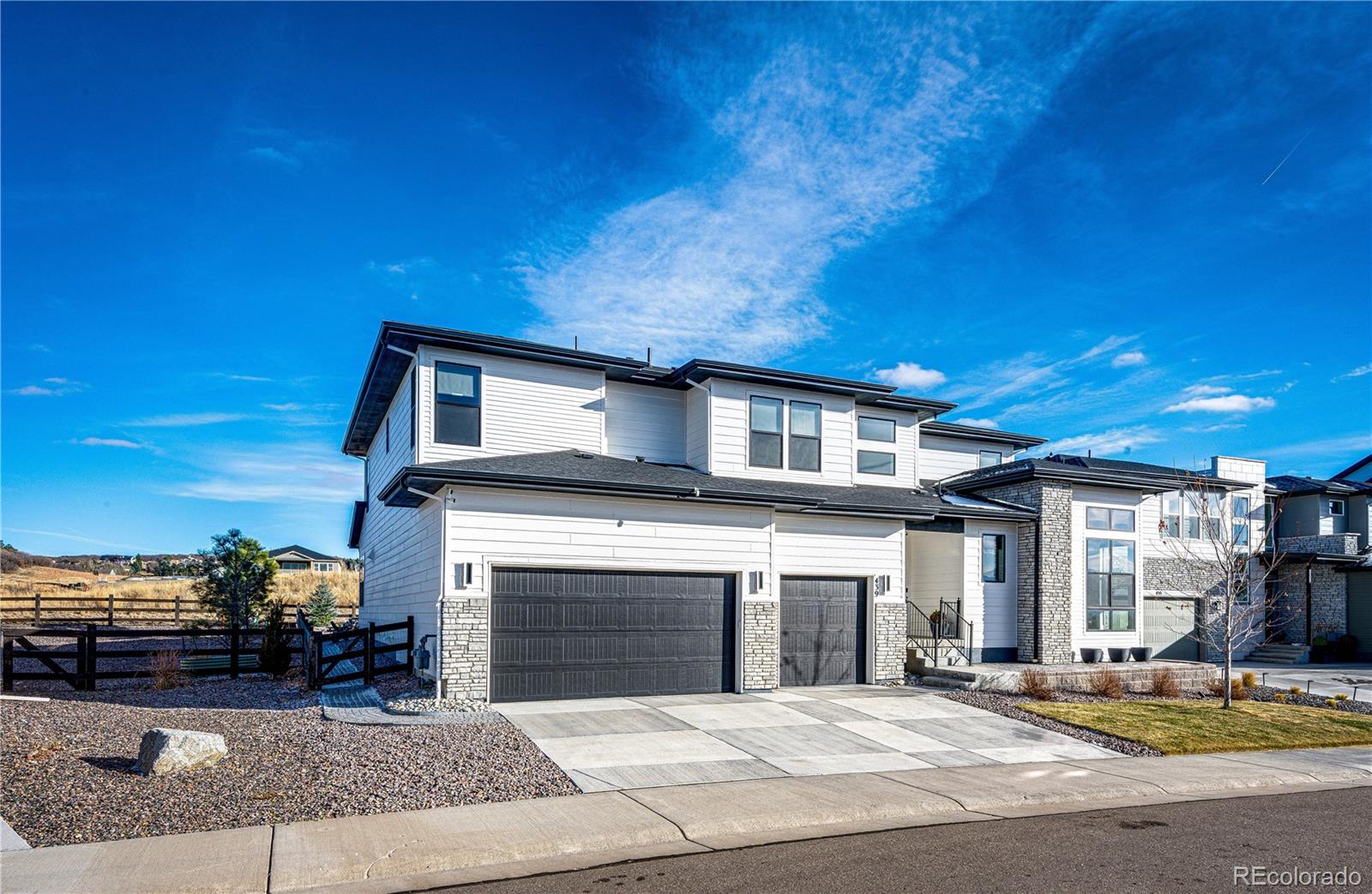 Castle Rock, Colorado, 80104, United States, 4 Bedrooms Bedrooms, ,4 BathroomsBathrooms,Residential,Active,2001365