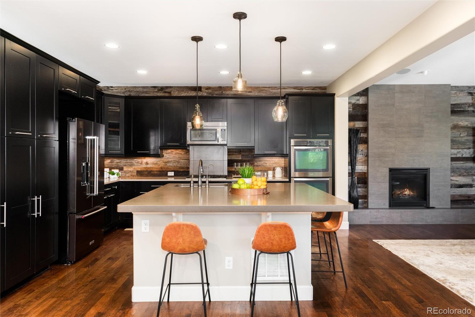 Highlands Ranch, Colorado, 80126, United States, 4 Bedrooms Bedrooms, ,4 BathroomsBathrooms,Residential,Active,1951823