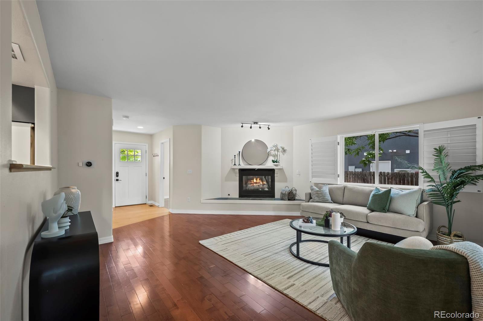 Boulder, Colorado, 80304, United States, 4 Bedrooms Bedrooms, ,4 BathroomsBathrooms,Residential,Active,1944088