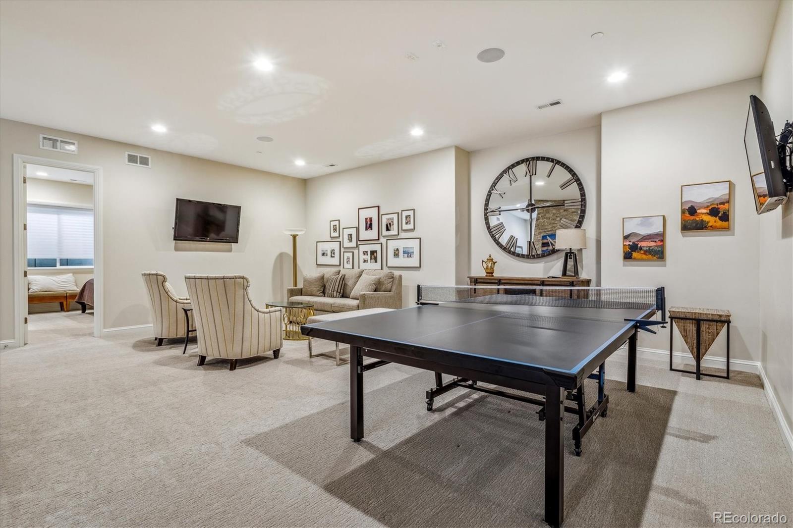Castle Rock, Colorado, 80108, United States, 5 Bedrooms Bedrooms, ,4 BathroomsBathrooms,Residential,Active,1944106