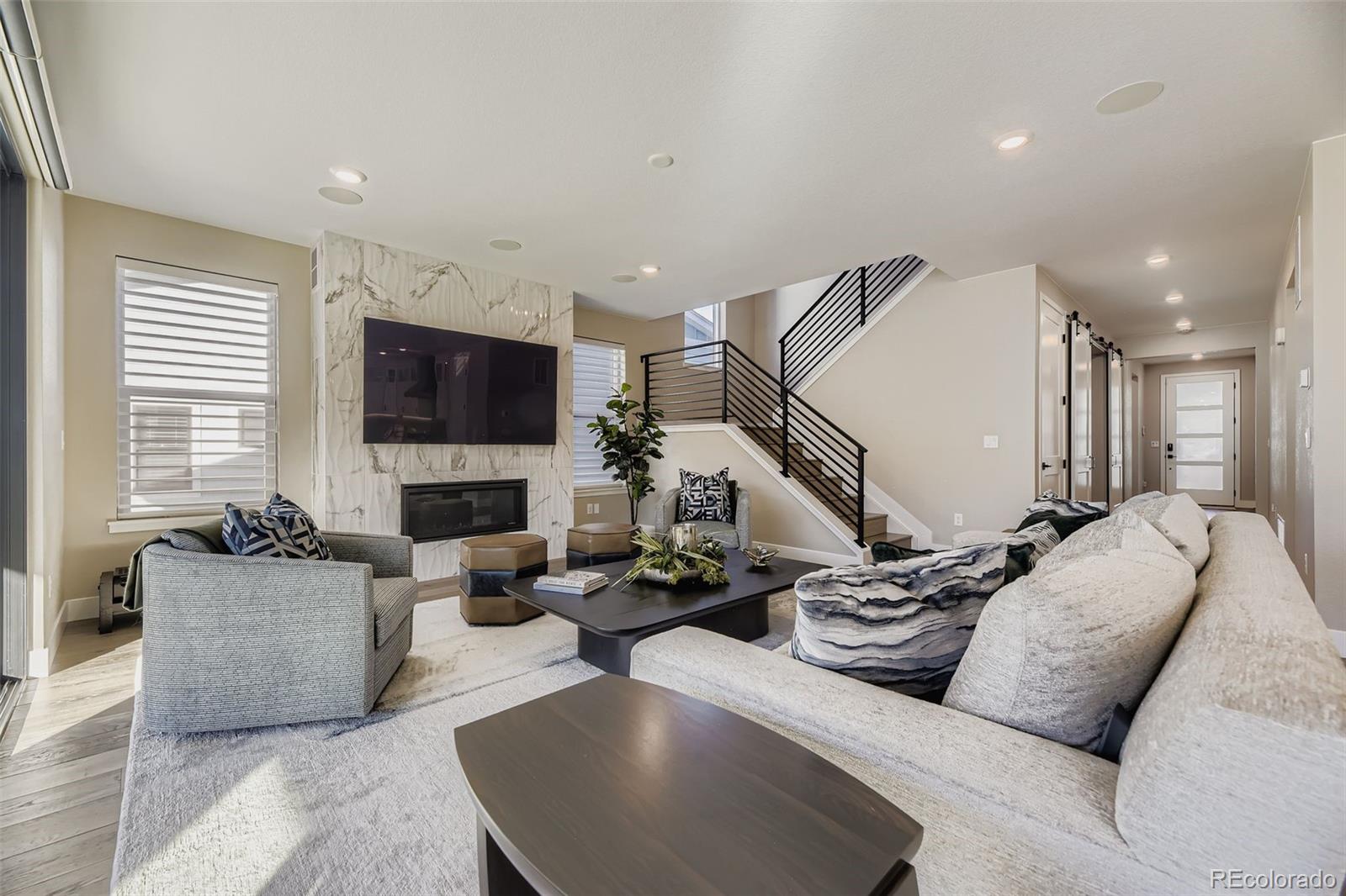 Lone Tree, Colorado, 80134, United States, 6 Bedrooms Bedrooms, ,6 BathroomsBathrooms,Residential,Active,2009845