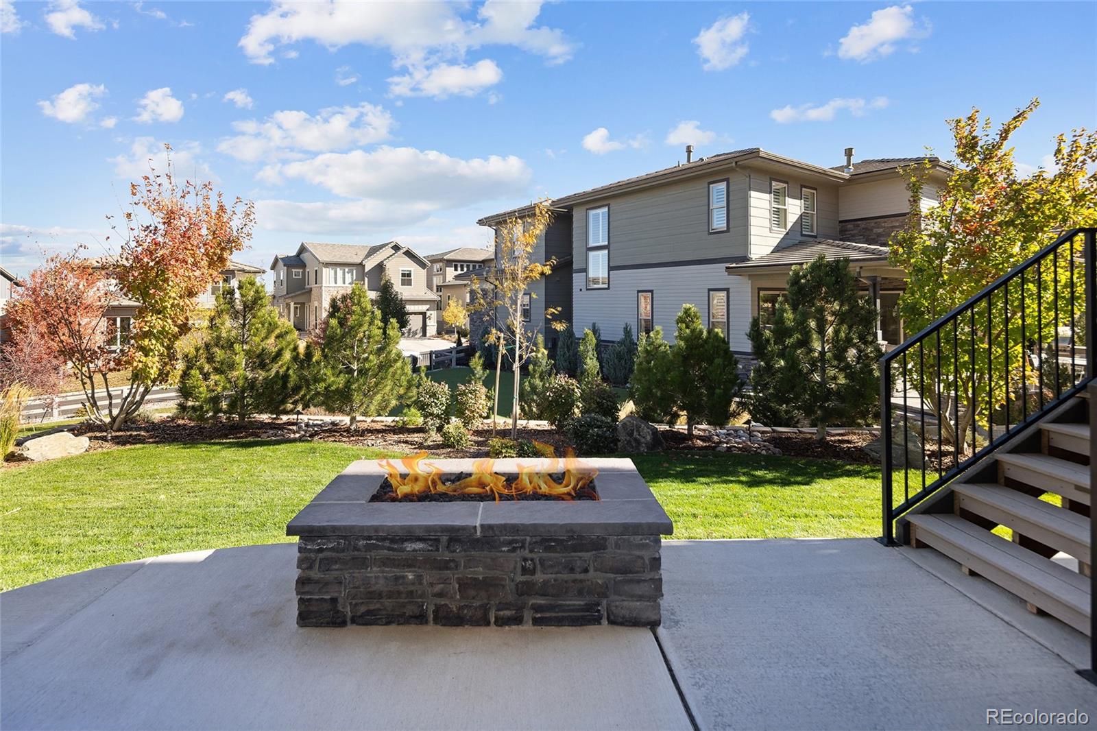 Highlands Ranch, Colorado, 80126, United States, 4 Bedrooms Bedrooms, ,4 BathroomsBathrooms,Residential,Active,2008281