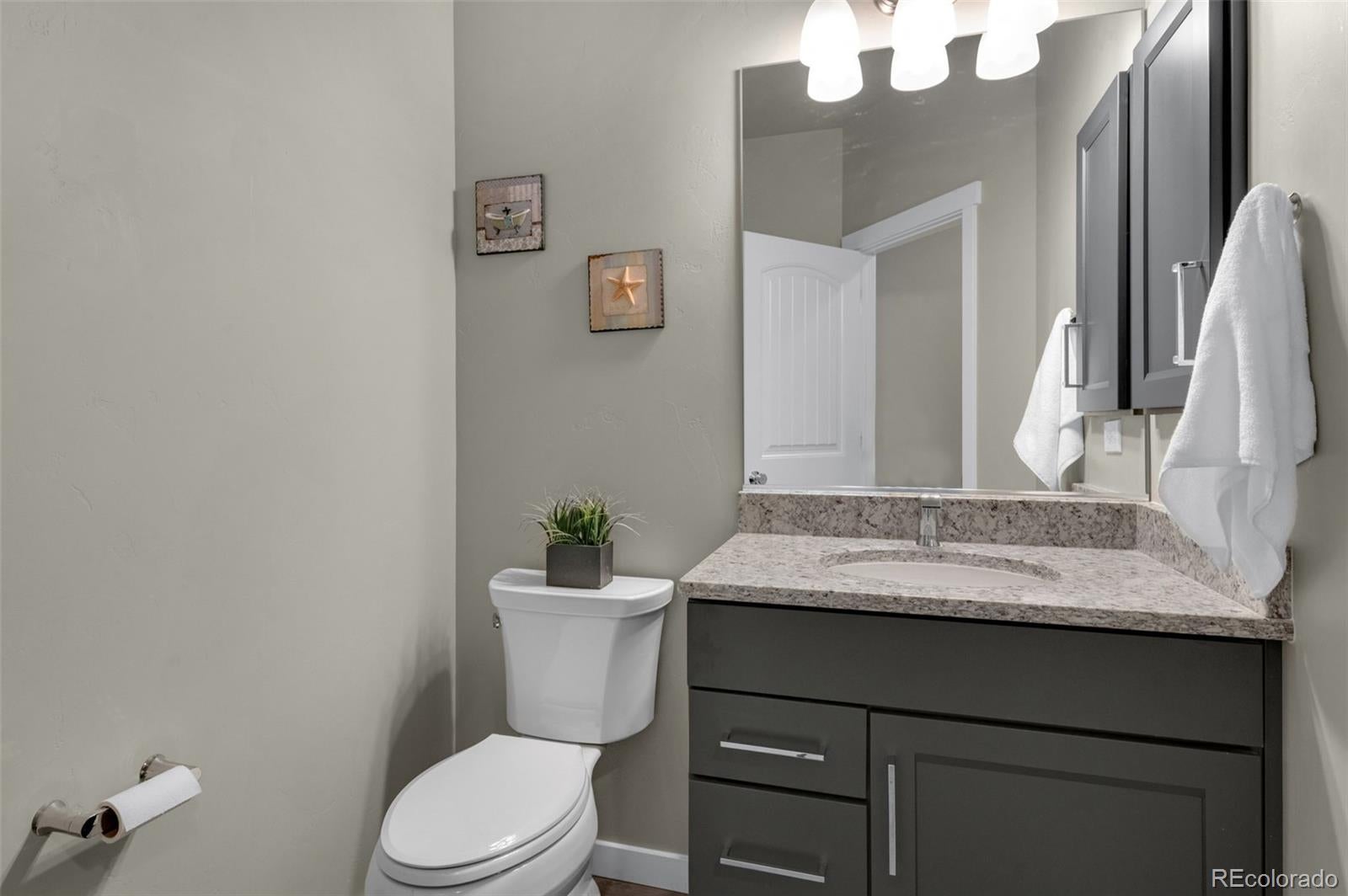 Colorado Springs, Colorado, 80908, United States, 7 Bedrooms Bedrooms, ,6 BathroomsBathrooms,Residential,Active,1969644